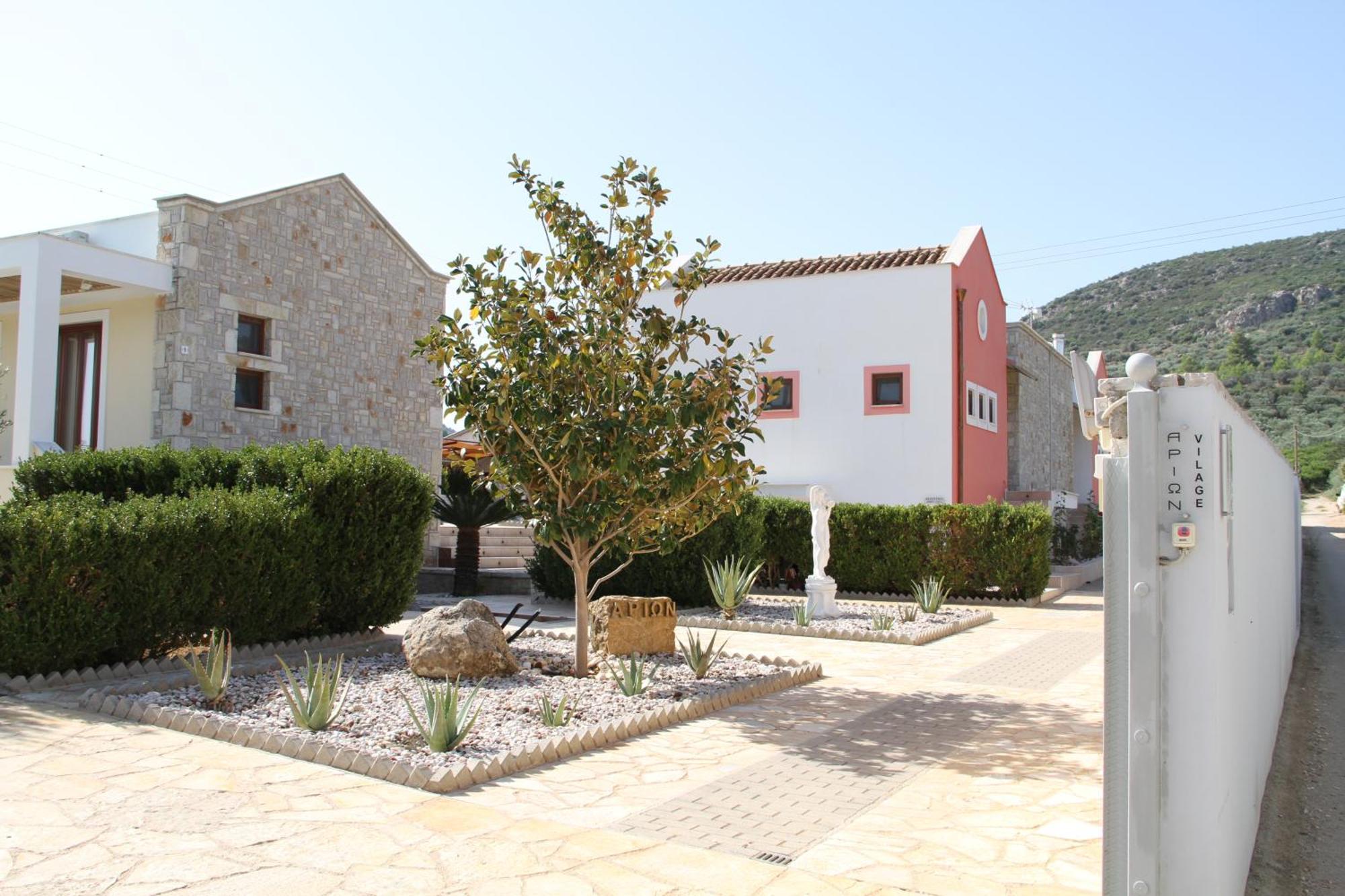 Αριων Village & Suites ナフプリオ エクステリア 写真